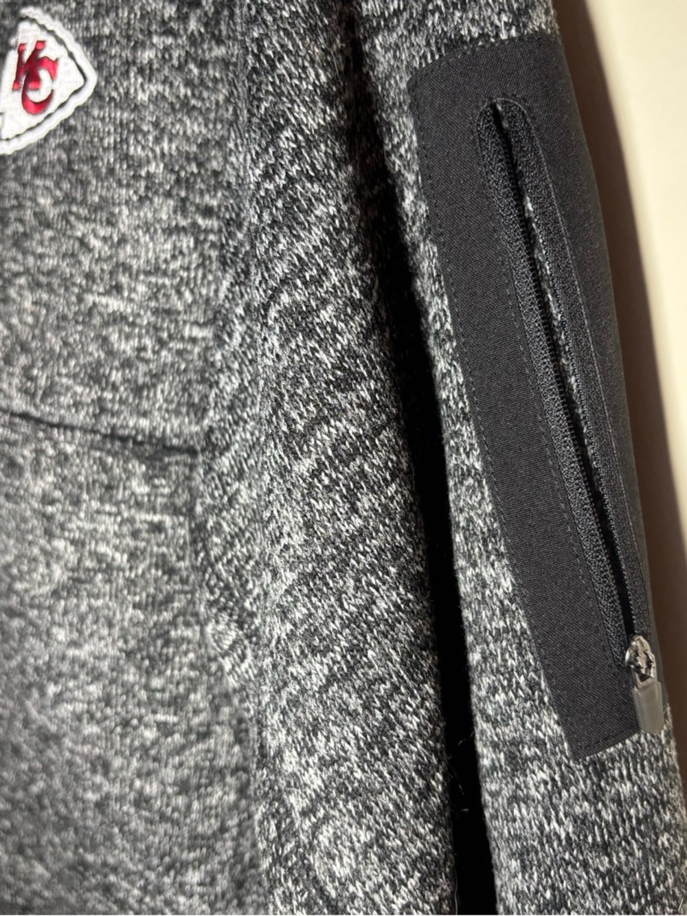 Antigua Kansas City Chiefs Heather Gray Quarter-Zip Pullover - Picture 4 of 7